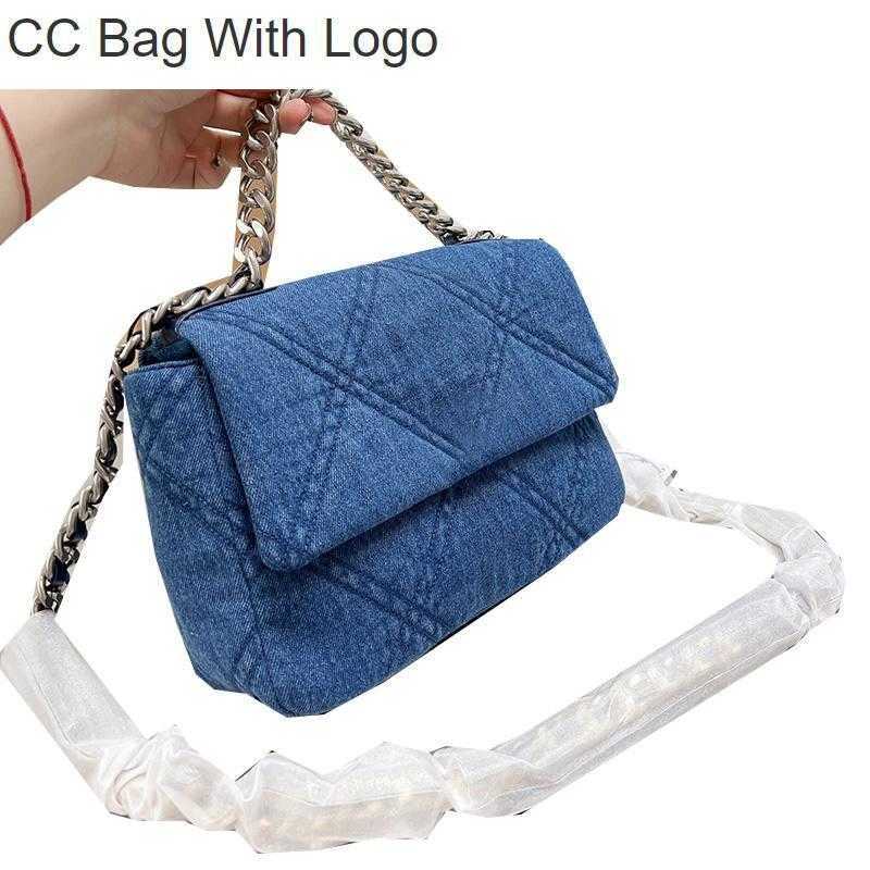 

CC Bag Other Bags 2023Ss 26cm Denim 19 Bicolore Quilted Classic Flap Bags Blue Silver Metal Hardware Turn Loack Chain Totes Strap Crossbody Shoulder Large Capac
