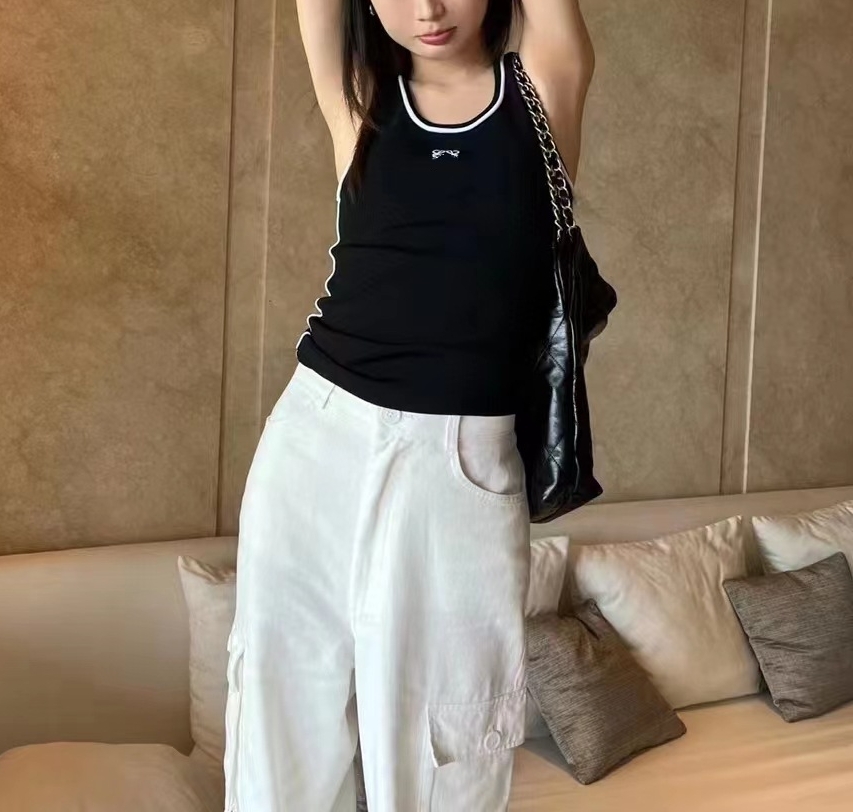 

Women' Tanks & Camis Designer Embroidered Wool Suspender Vest Slim Slim Age Reduction Hundred Match Female, Black