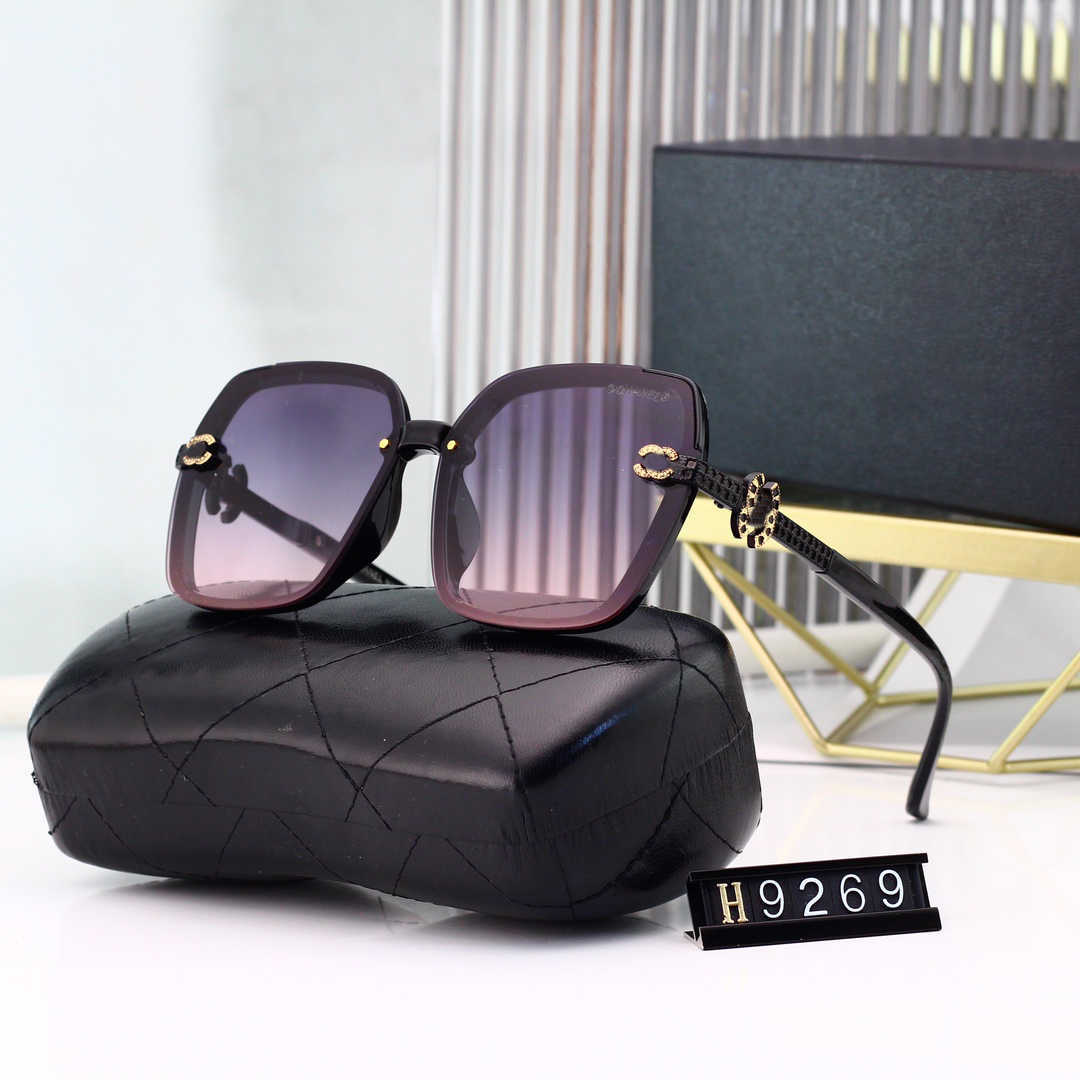 

Luxurious Designer Channel Sunglass Chanei Sunglasses Mens Womens Sunglasses 2023 New Square Fashionable Sunglasses Purple