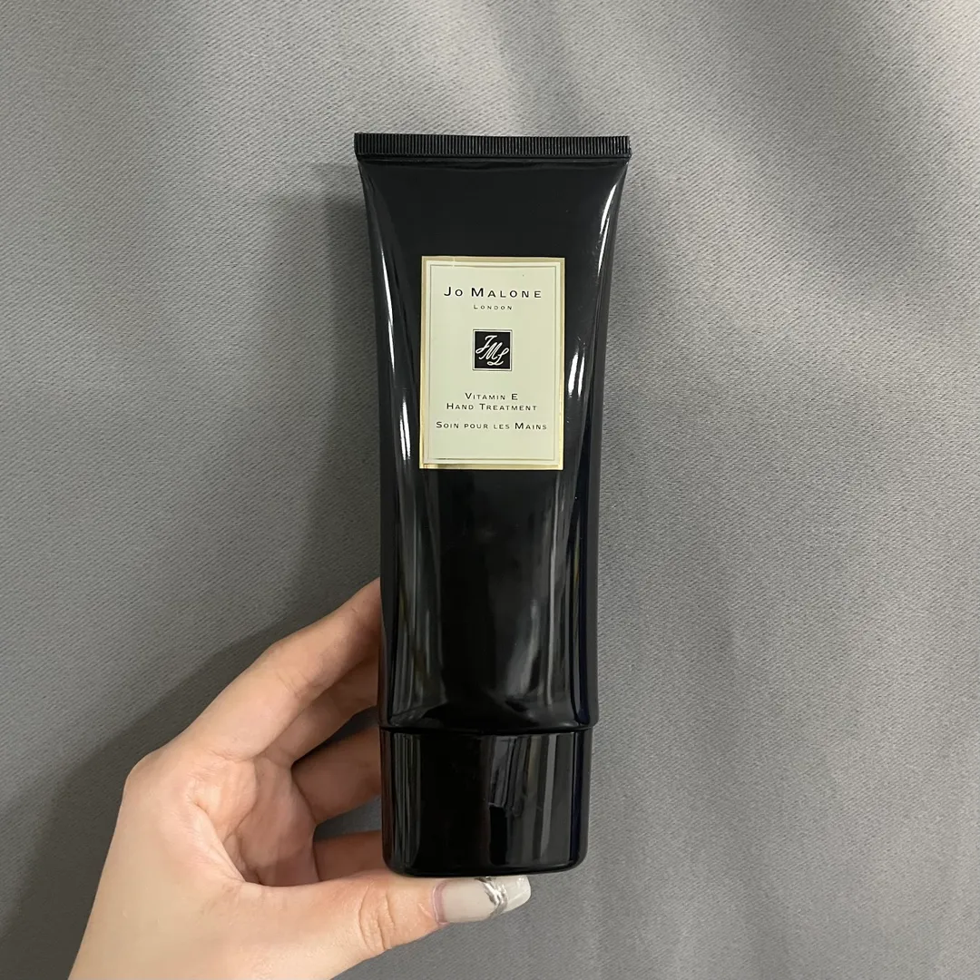 

Jo Malone Hand Cream 100ml and Lip Conditioner 15ml Set 2pcs Skin Care Lip Balm Hands Treatment London Brand Cologne Scent Lotion 2 in 1 Kit