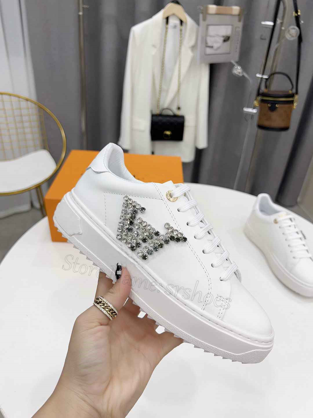 

Outdoor Designer Women Shoes Sneakers Time Fashion Classic man Sneaker 2023 Luxury essentail Flat Shoes White Vintage Trainer Leather Embossed Shoe, As photo shows