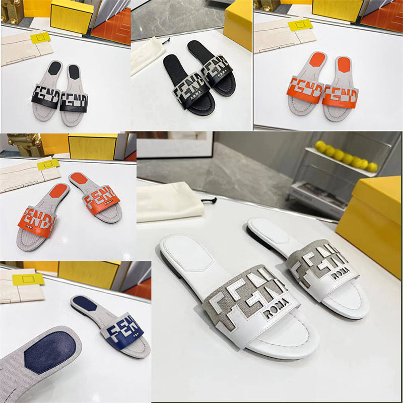 

New Designer Slides Slippers Women Black Withe Banded Flats Sandals Leather Embellished Baguette Pattern Ladies Sexy Letter Beach Flip Flops
