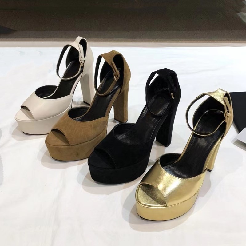 

The latest sandals with interlocking embellished cross ankle strap horseshoe heels, high heels double waterproof platform 13.5cm Designer party dress shoes35-41, Camouflagebox