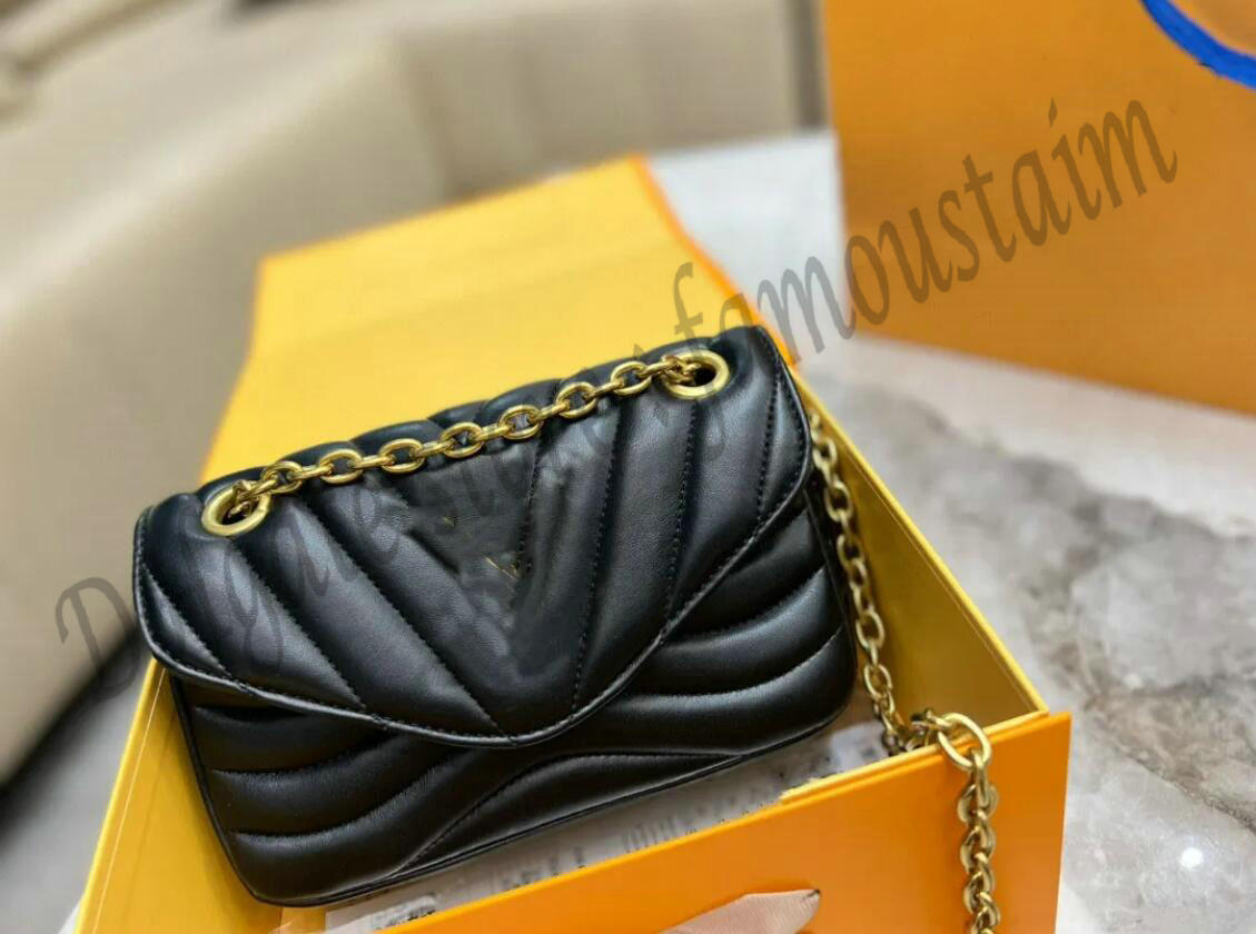 

Womens Shoulder Bags NEW WAVE CHAIN Bag V shaped Handbag Small Tote Purse Women Classic vintage Luxury Designer PM crossbody Pattern Bags Party Backpack, 01