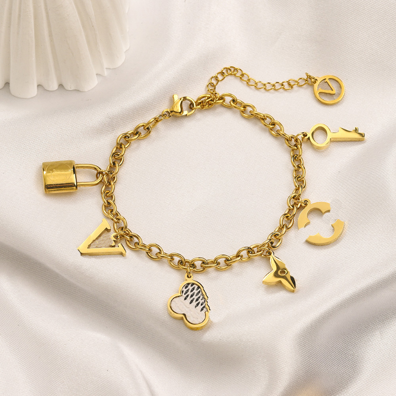 

Popular High-end Necklace Bracelet Set Designer Jewelry Clover Bracelet European Brand Lock Pendant Necklaces 18 Gold-plated Love Letter Family Gifts Bracelet Set, Zg2176-bracelet