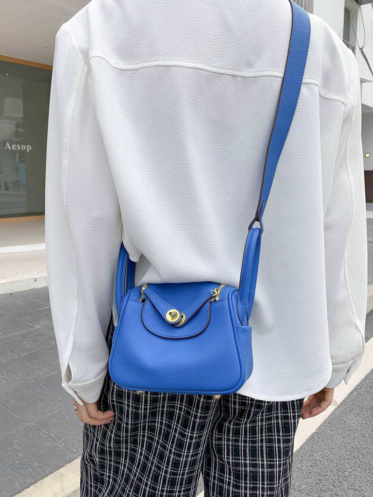 

Designer Original Luxury New Bags Lindys bag mini pillow wrap top layer togo cowhide women's single shoulder messenger doctor's 5 E2D1, Milkshake white