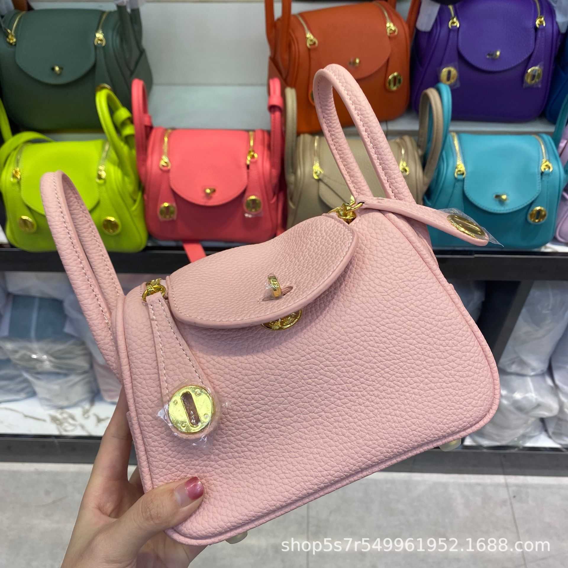 

Designer Original Brand Double-shoulder Bags doctor Bao Lindi bag soft cowhide lychee pattern portable one-shoulder cross-body versatile emb 19 ESEW, Lake blue