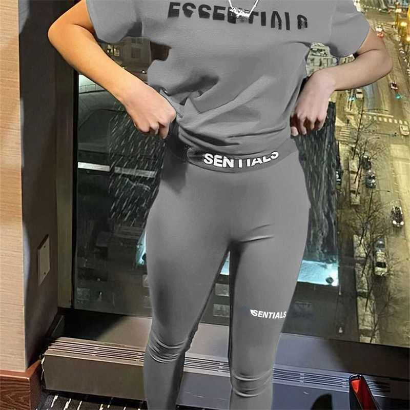 

Designer Women Tracksuits Two Piece Outfits 2023 New Matted Mluticolor Printed Short Sleeve Sexy Leggings Suits, Black