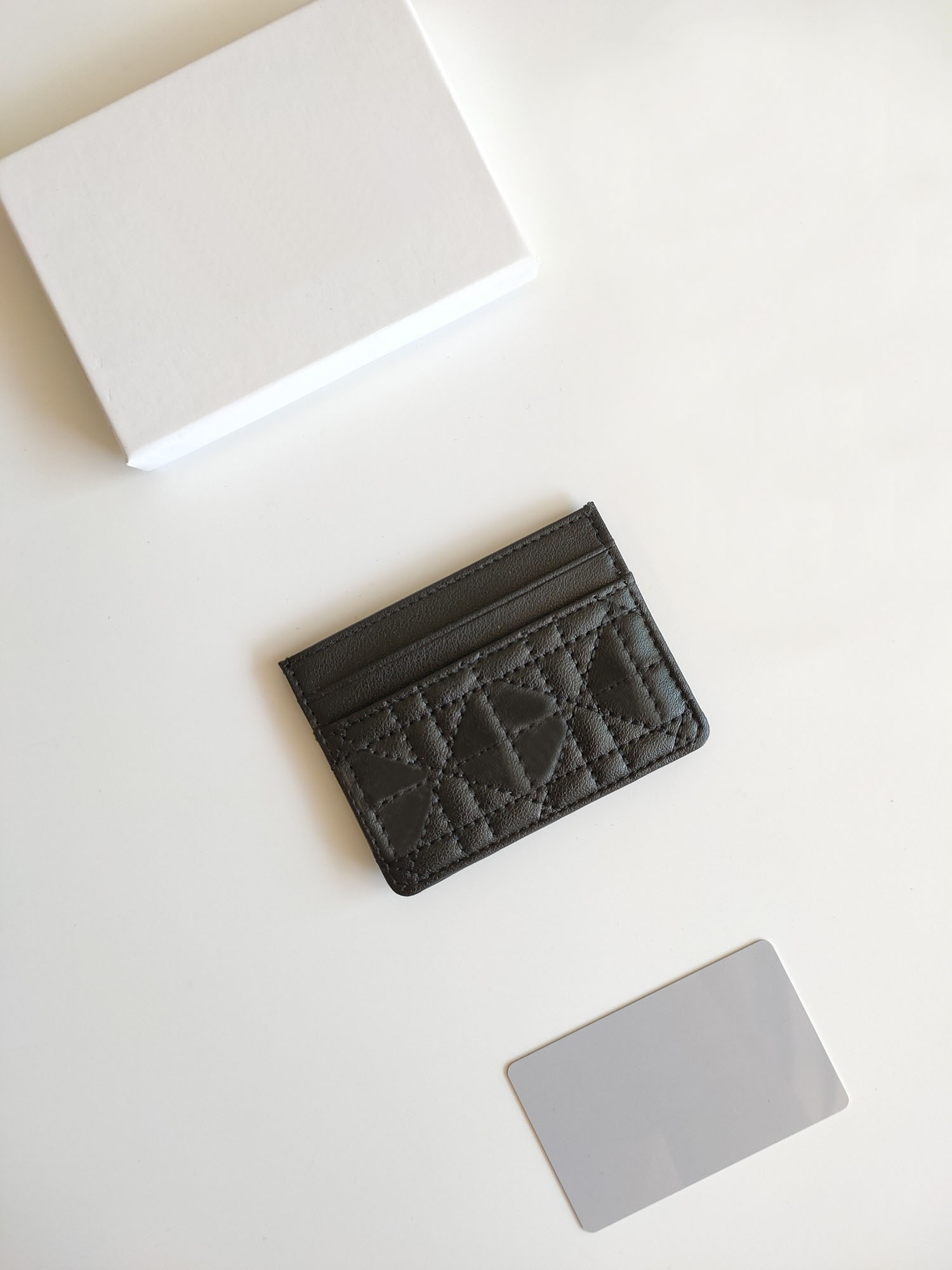 

fashion designers woman card holders leather qulited credit card wallets mini wallet, Red 5130