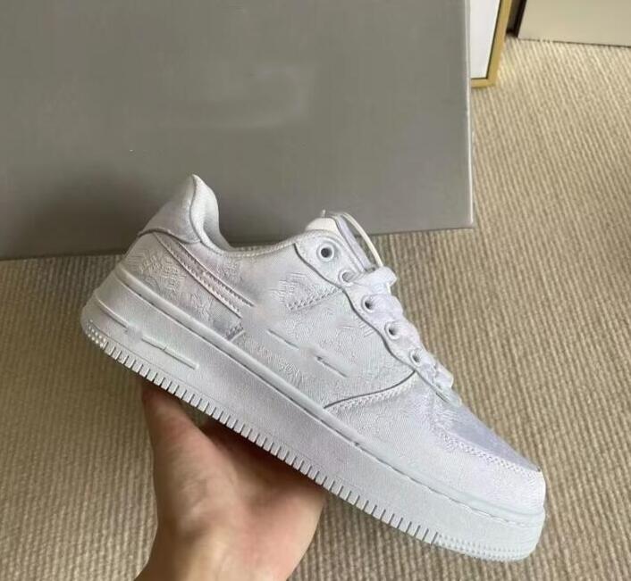 

Designer dunks Dress Shoes Woman men Fashion Leather Platform dunkes Shoe Massage Outdoor air Sports Trainers size36-44 N695