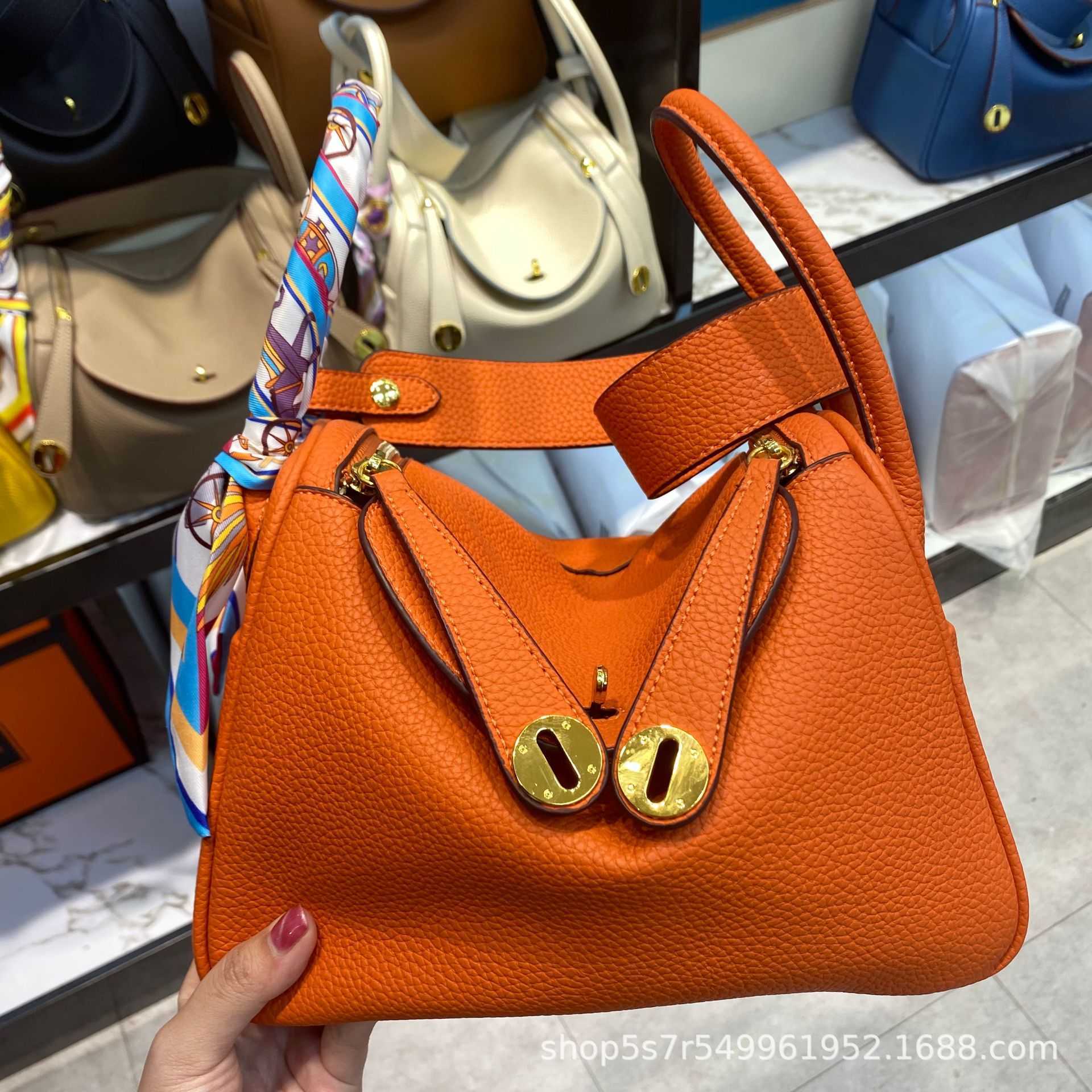 

Designer Original Brand Double-shoulder Bags doctor Bao Lindi bag soft cowhide lychee pattern portable one-shoulder cross-body versatile emb 1 MKOL, Khaki (old elephant grey)