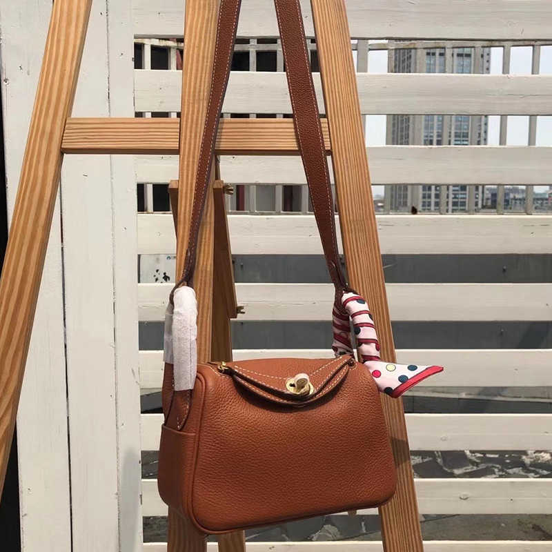 

Designer Luxury Bags 2023 Original new Lindys bag mini pillow leather top layer cowhide women's single shoulder cross-body portable doctor PXMT, Black6