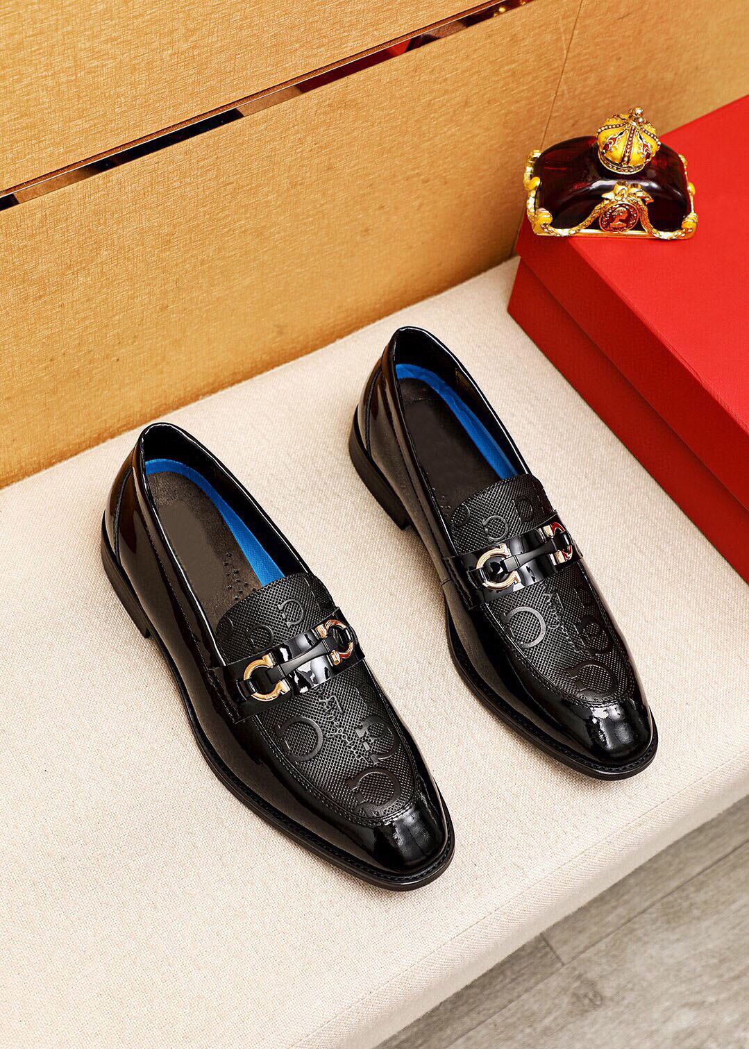 

2023 Mens Designer Dress Shoes Slip On Casual Loafers Men Brand Fashion Wedding Business Party Oxfords Size 38-45, Black 1