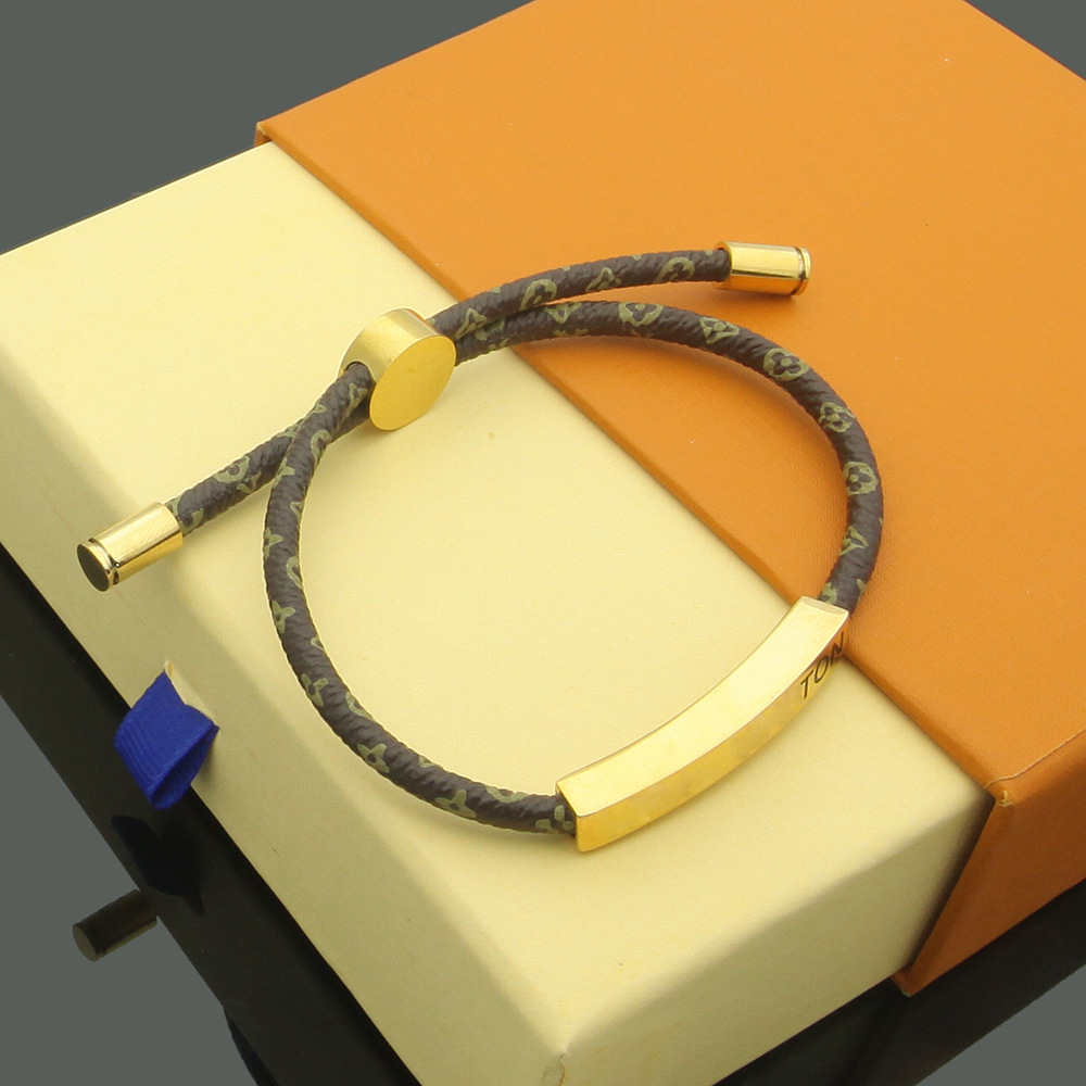 

High-end quality luxury charm bracelets designer 18k gold letter V Presbyopia leather block bangles for mens womens bijoux cjewelers Original package