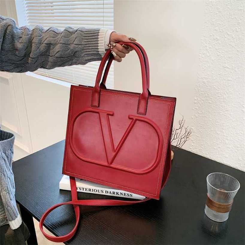 

handbag 2023 Fashion women's bag leather quality handbag able sense big and version fashion one shoulder bucket retro versatile messenger Bag, White