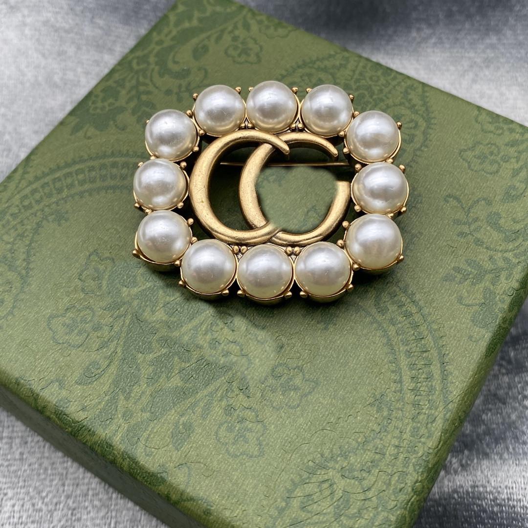 

High quality brand luxury brooch jewelry temperament ladies high-end shiny brooch