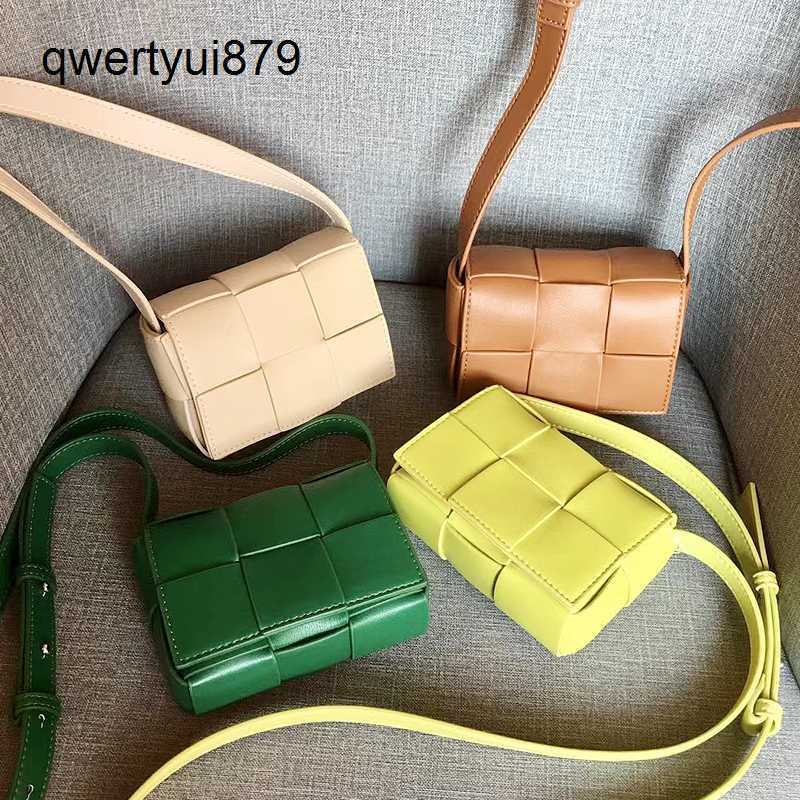 

qwertyui879 Totes Mini Lipstick Purse 2022 New Women's Clutch Bag Luxury Designer Crossbody Bag Leather Shoulder For Ladies Fashion Small Handbag 0311/23, Orange