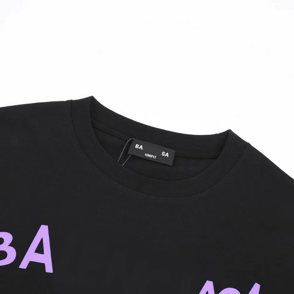 

2023 New men's fashion clothing summer casual fashion designer printed street short sleeve net red the same couple's edition models limited classic cartoon sign, White