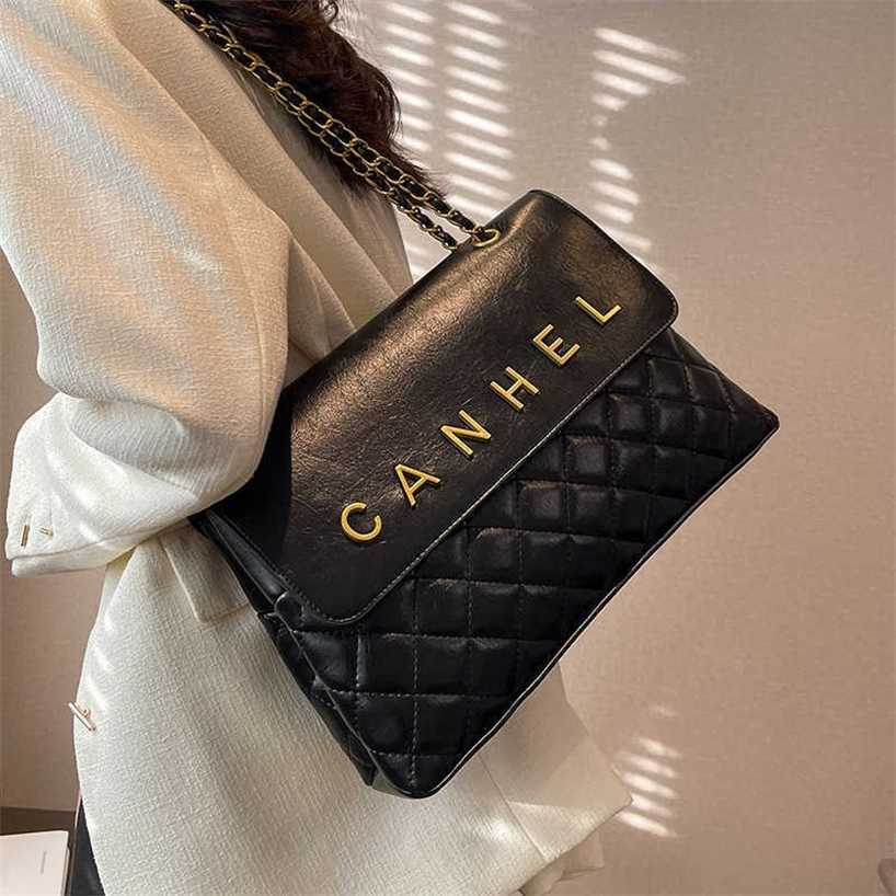 

handbag 2023 Fashion women's bag leather quality handbag fashionable and fashion large capacity messenger chain rhombus single shoulder simple small square Bag, Large brown size