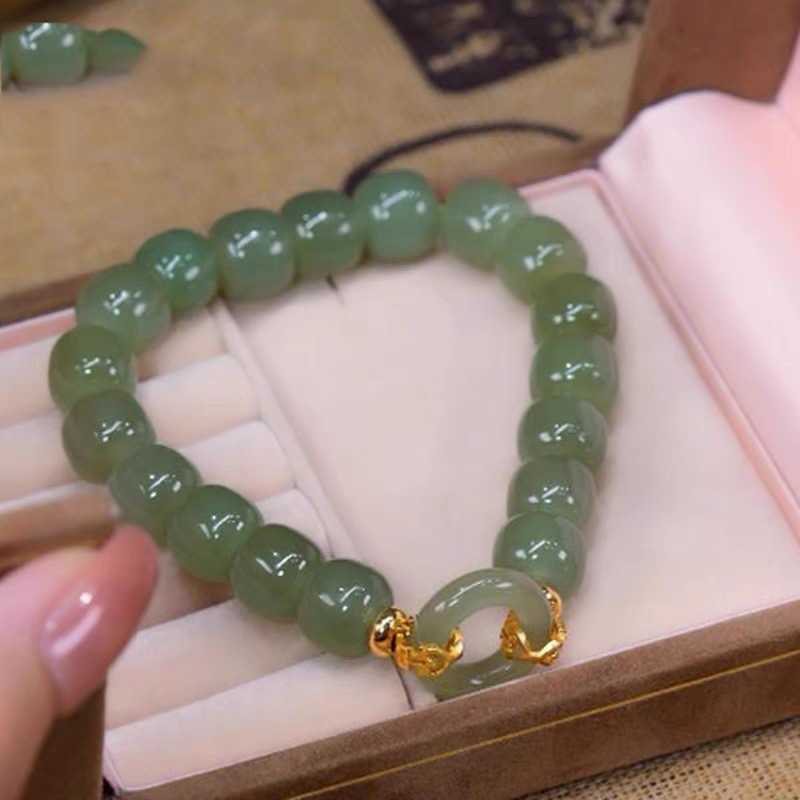 

Bracelets Joy Comes to the Door Guofeng Hetian Jade Peace Buckle Bracelet Female Ins Small number High level Beaded Handwear link A