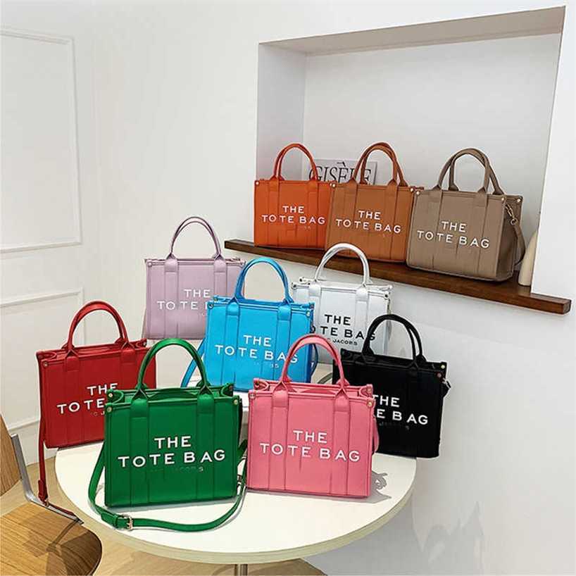 

handbag 2023 Fashion women's bag leather quality handbag fashionable Handheld fashion versatile shoulder texture large capacity commuting tote Bag, Green10