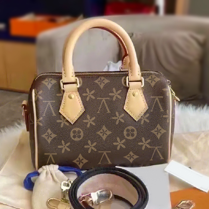 

Designer NANO SPEEDY 20 25 Bag bandouliere Genuine leather top handle lvs Golden lock Women's mens Luxury Shoulder M81085 totes clutch handbags Duffel crossbody Bags, Black embossing