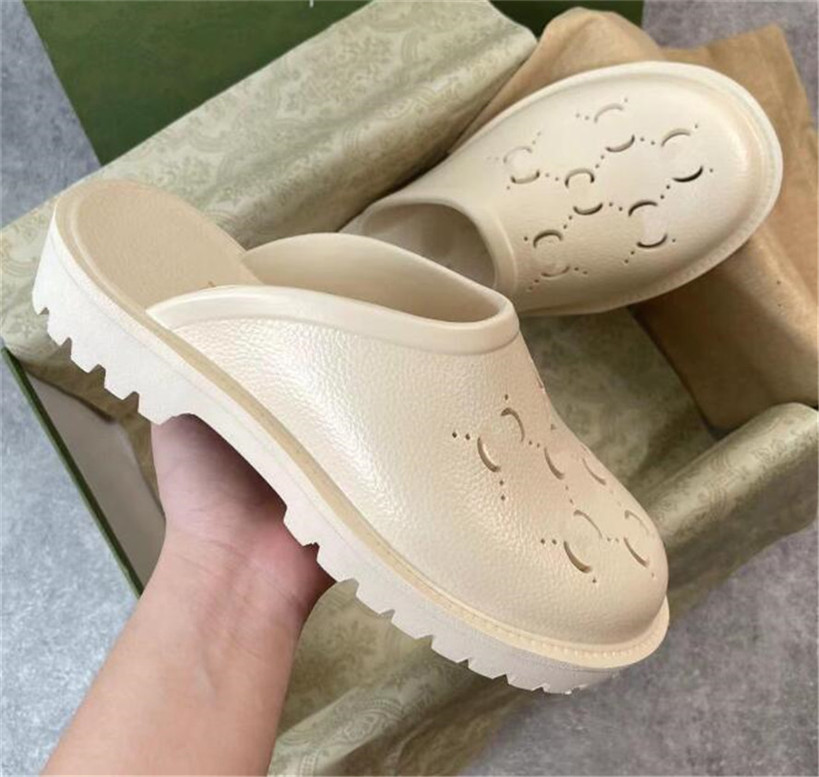 

we 2023 classic Perforated Designer Sandals Luxury Platform Slide Hollow Pattern Slippers Transparent Materials Sandal Rubber Flats Slipper Flip Flops 35-44, 01