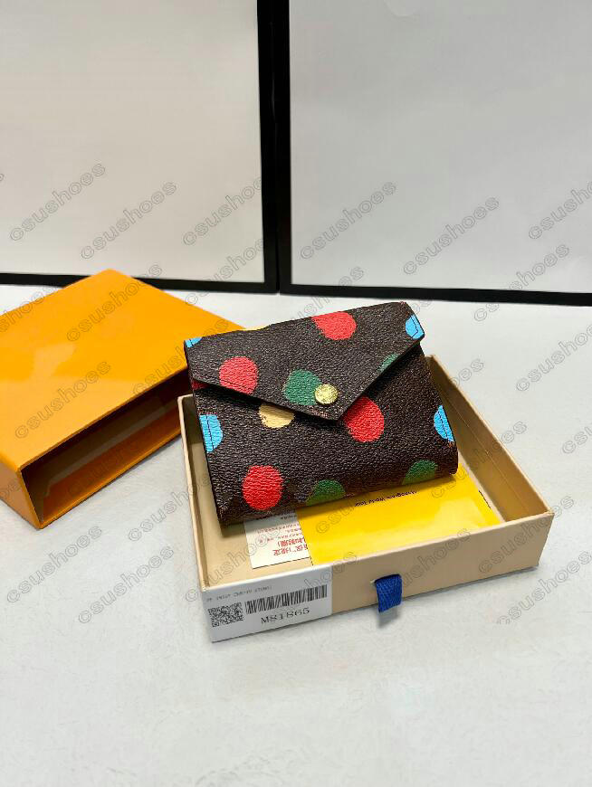 

X YK VICTORINE WALLET Yayoi Kusama Designer Womens JULIETTE Multicolor PAINTED DOTS Zippy Coin Purse Card Key Holder Pouch Mini Accessoires Wallet M81865 M69433