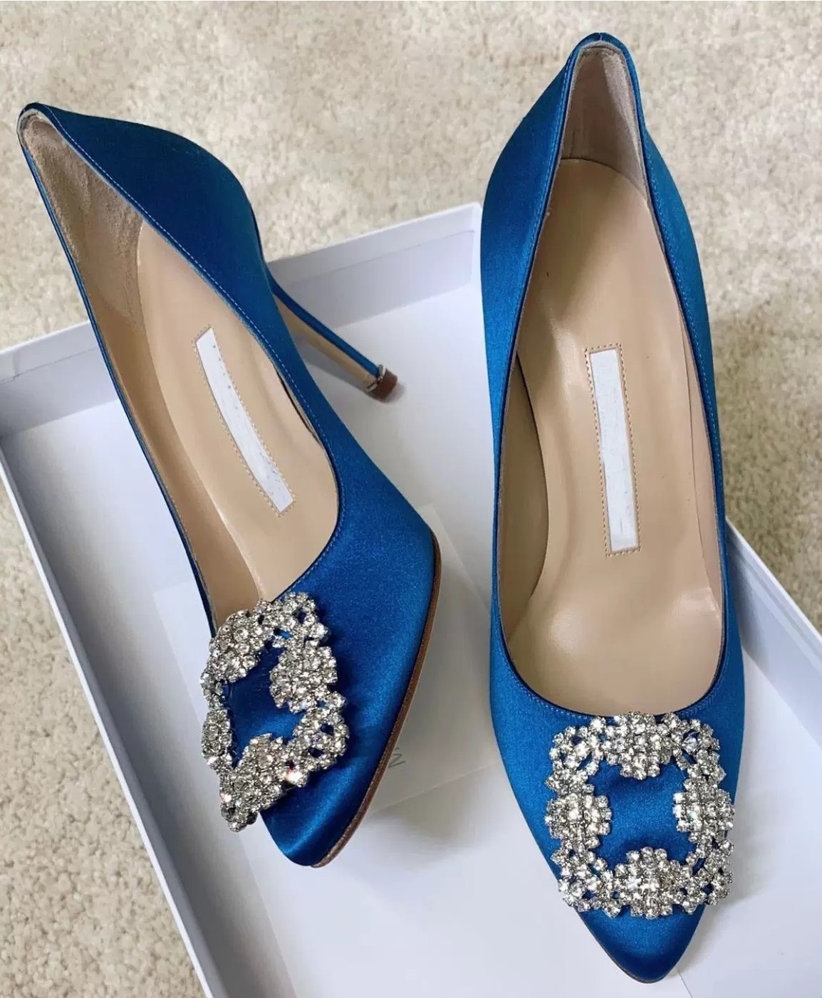 

Summer Luxury Hangisi Silk Satin Sandals Shoes Women Jewel Crystal Buckle Embellished Pumps Party Wedding Dress Lady Elegant High Heels EU35-43, 10
