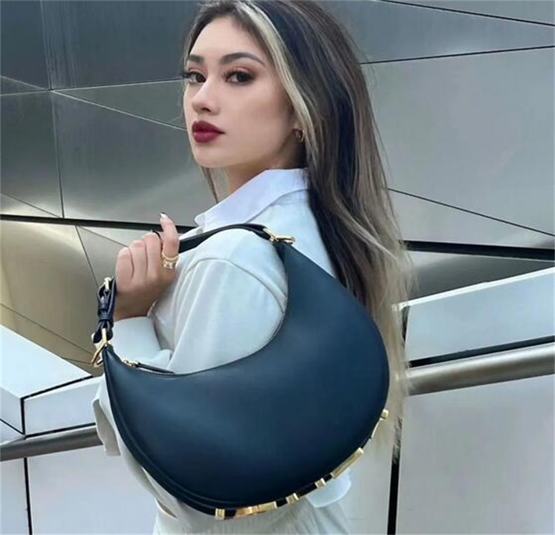 

Fashion Evening Bags Big Size Mens Womens Genuine Leather Handbags gold metal Crescent bottom designer Shoulder Bag luxury handbag purses, Pink