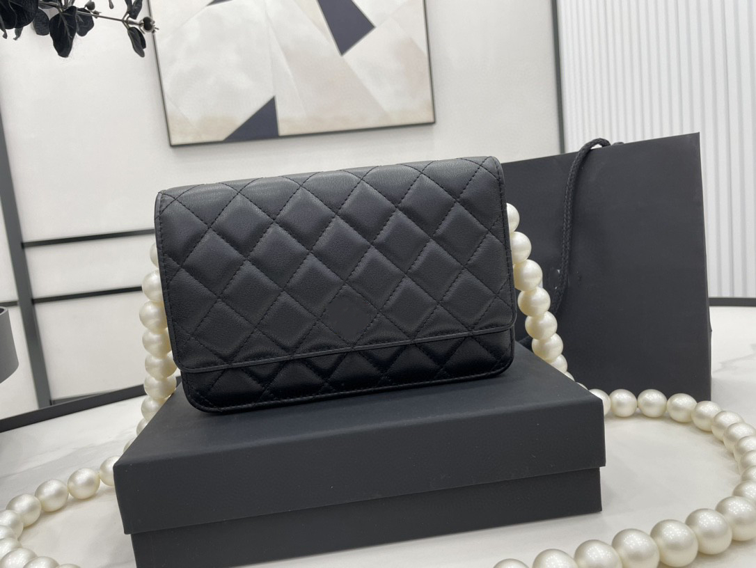 

Classic women's bag, high-end custom quality handbag, fashion business casual style, women's handbag top cowhide material model ap1866