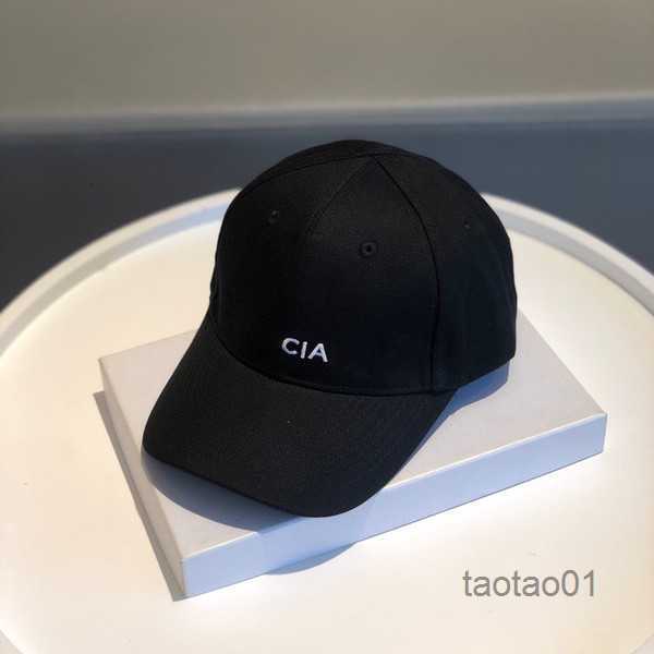 

New Ball Caps Popular Mens Designer Style Simple Sun Hat Womens Fashion Leisure Four Seasons Universal Neutral Outdoor Sportsnqsq, Red white