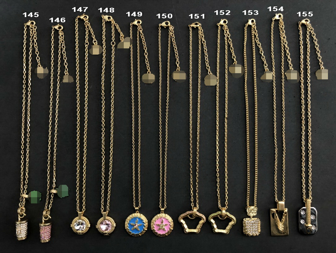 

Luxury Brand Fashion Men's Necklaces Medusa Head Pendant 18K Gold plated Banshee Portrait Neck Chain Classic Style 2023 New models Women's jewelry Gift MN30