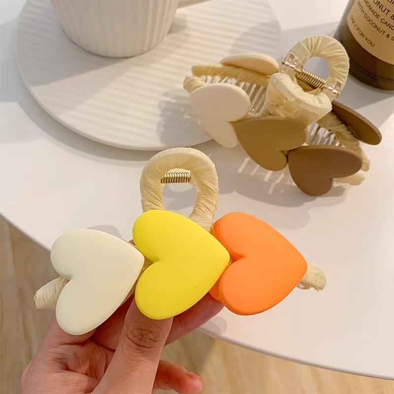

Hair Clips & Barrettes Korean Gradient Heart-shaped Clip For Women Girls Temperament Simple Versatile Daily Back Head Plate BanquetHair
