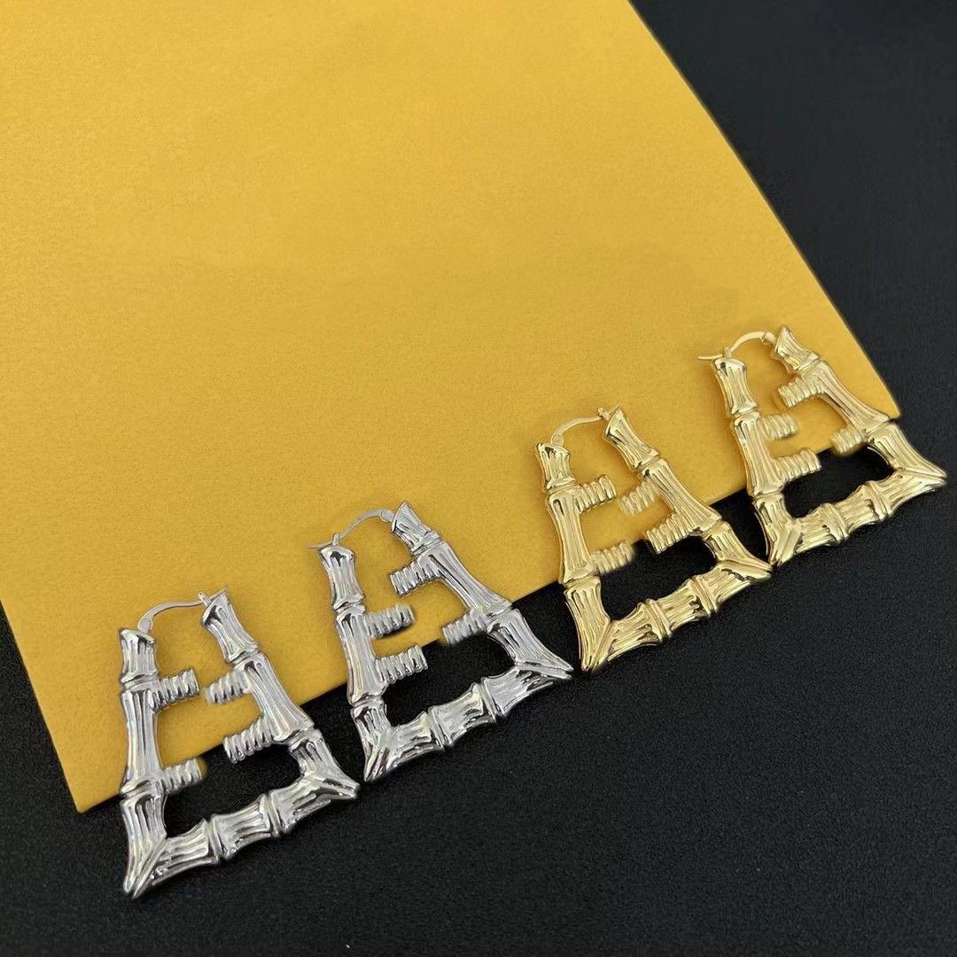 

2023-Pearl Earrings Retro Gold Earring Women New Designer Jewelry Letters Ladies Ear Studs Luxurys Earing Nice