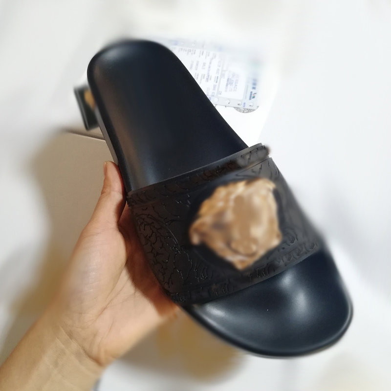 

10A Designer Medusa Palazzo Pool sliders Slipper men women Luxury dimension Sandals Beach Indoor Flat Flip Flops Lady Leather Fashion Classic Shoes Size 35-45