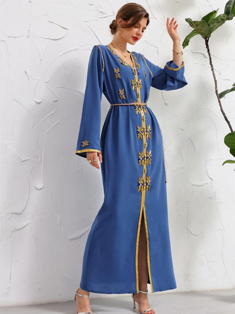 

Ethnic Clothing Latest Diamond Beading Dress Muslim Robe Abaya Syari Female Full Length Embroidery Worship Service Abayas F2679