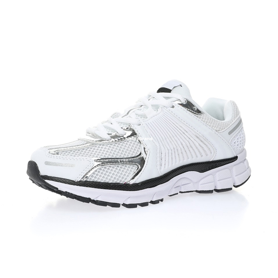 

Vomero 5 Photon Dust Metallic Silver Sports Shoes for Men Running Shoe Mens Sneakers Womens Trainers FB0884-025