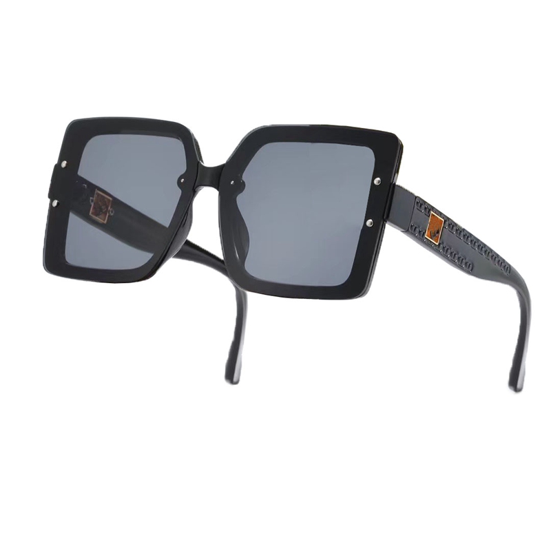 

Designer Sunglasses Luxury Mens glasses Polarized UV Sunglasses for Women Designer Sun Eyewear Travel Driving Beach Travel Protect eyes waterproof full frame good