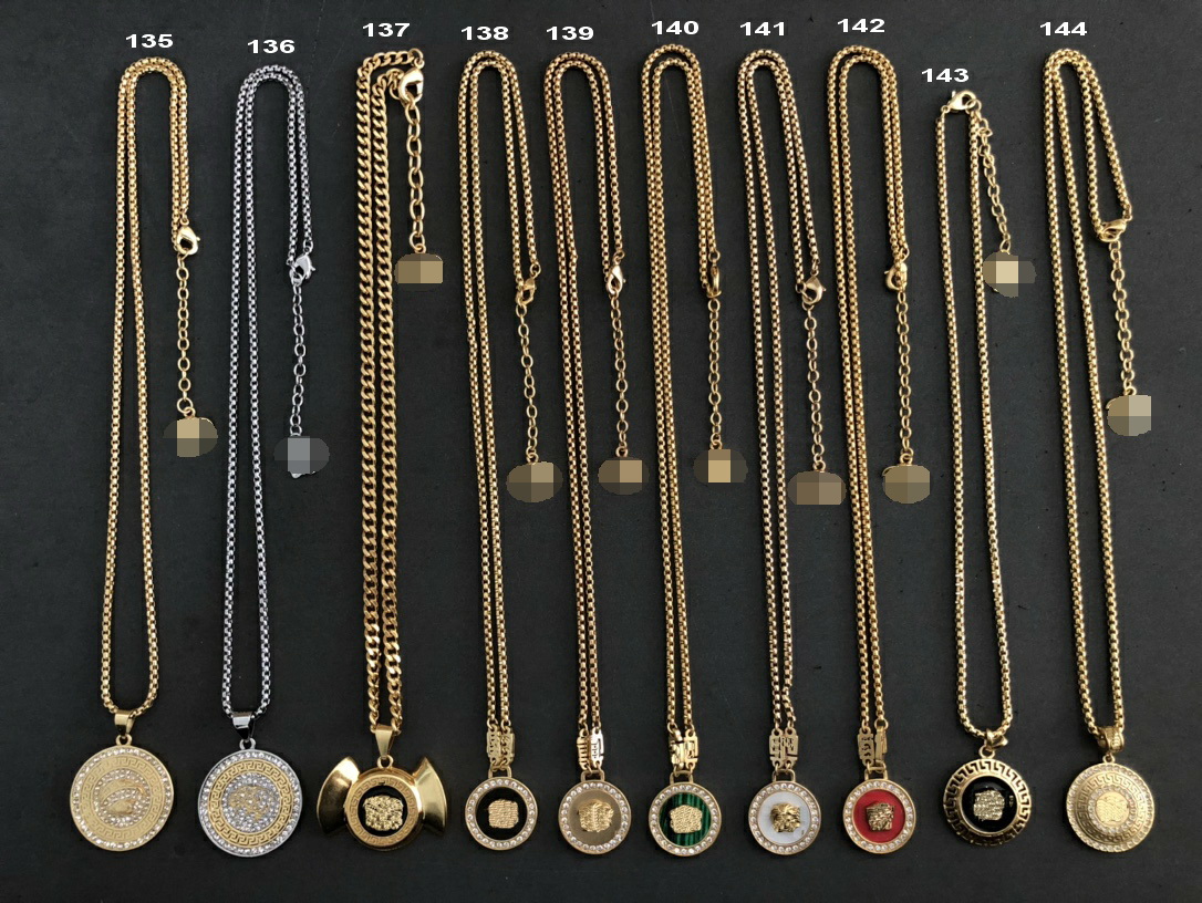 

Luxury Brand Fashion Men's Necklaces Medusa Head Pendant 18K Gold plated Banshee Portrait Neck Chain Classic Style 2023 New models Women's jewelry Gift MN29