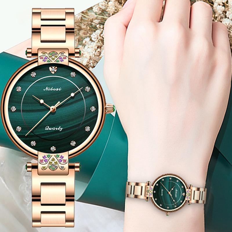 

Wristwatches June 2023 Women's Fashion Watch Set With Rhinestone Quartz Simple Lucky Waterproof Lady Wrist, Red