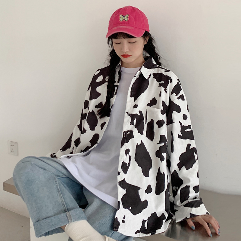 

Women's Blouses Shirts Cow pattern corduroy shirt female autumn Korean loose wild long-sleeved shirt mid-length blouse 230313, Picture color