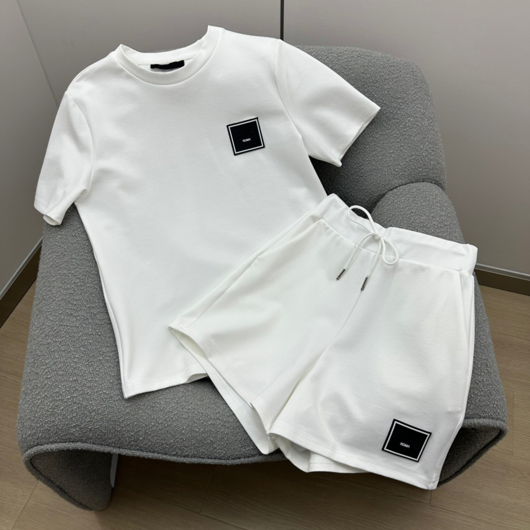 

Summer tracksuits Women' T-shirt sweatshirt designer shorts short-sleeved suit casual running two-piece black and white two-piece set Size -L