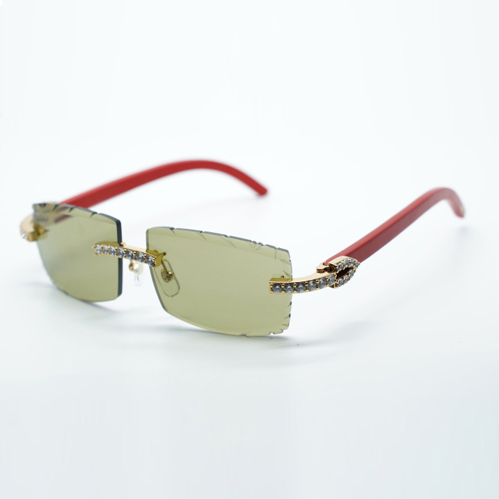 

cool sunglasses 3524031 with XL diamond and natural red wooden legs 57 mm cut lens