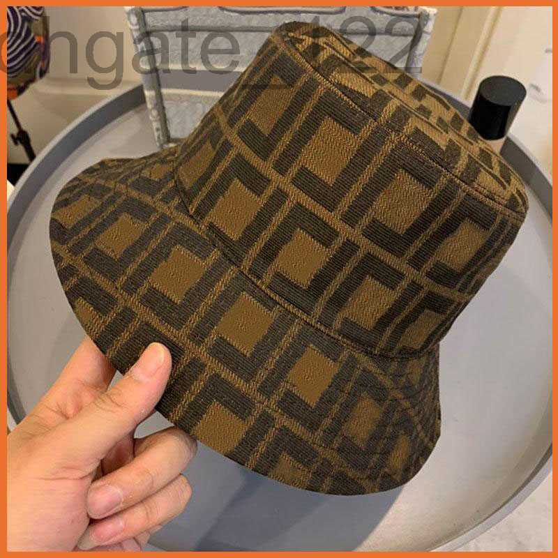 

designer Mens Bucket Hat Designer Cap Women Men s Luxurys Designers Caps s Bonnet Beanie Summer Fitted Trucker F C0BX, Brown