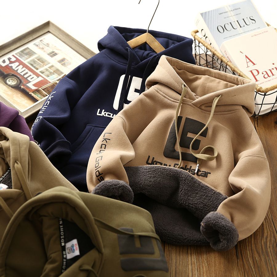 

Hoodies Sweatshirts Children's Clothing Boys' Velvet Padded Hooded Sweatshirt Autumn and Winter Padded Top Middle and Big Thermal Head Cover Tops 230313, Green