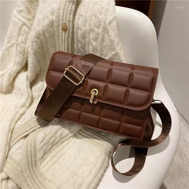 

Shoulder Bags 2023 European And American Women's Solid Color Chain Fashion Messenger Bag 2599