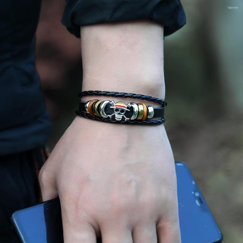 

Charm Bracelets Fashion Handmade Skull Men's Punk Woven Leather And Women's Wholesale Jewelry Gifts