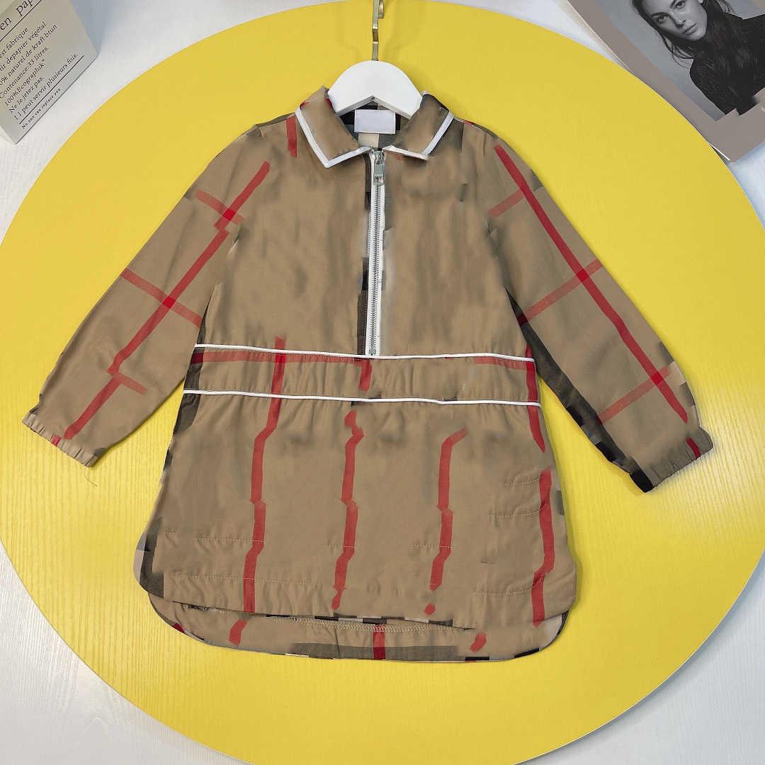 

23ss Designer brand kid jackets girls Spring autumn lapel lattice zipper coat Big Kids Baby Clothes