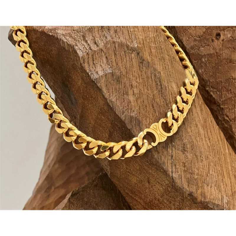 

Brand necklace Arc de Heavy Industry Tank Chain Necklace French Light Luxury Sense Palace Style Versatile Small Fragrant Women's